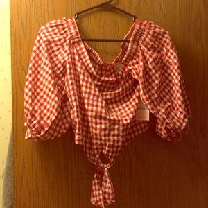 Super cute off the shoulder crop top never worn
